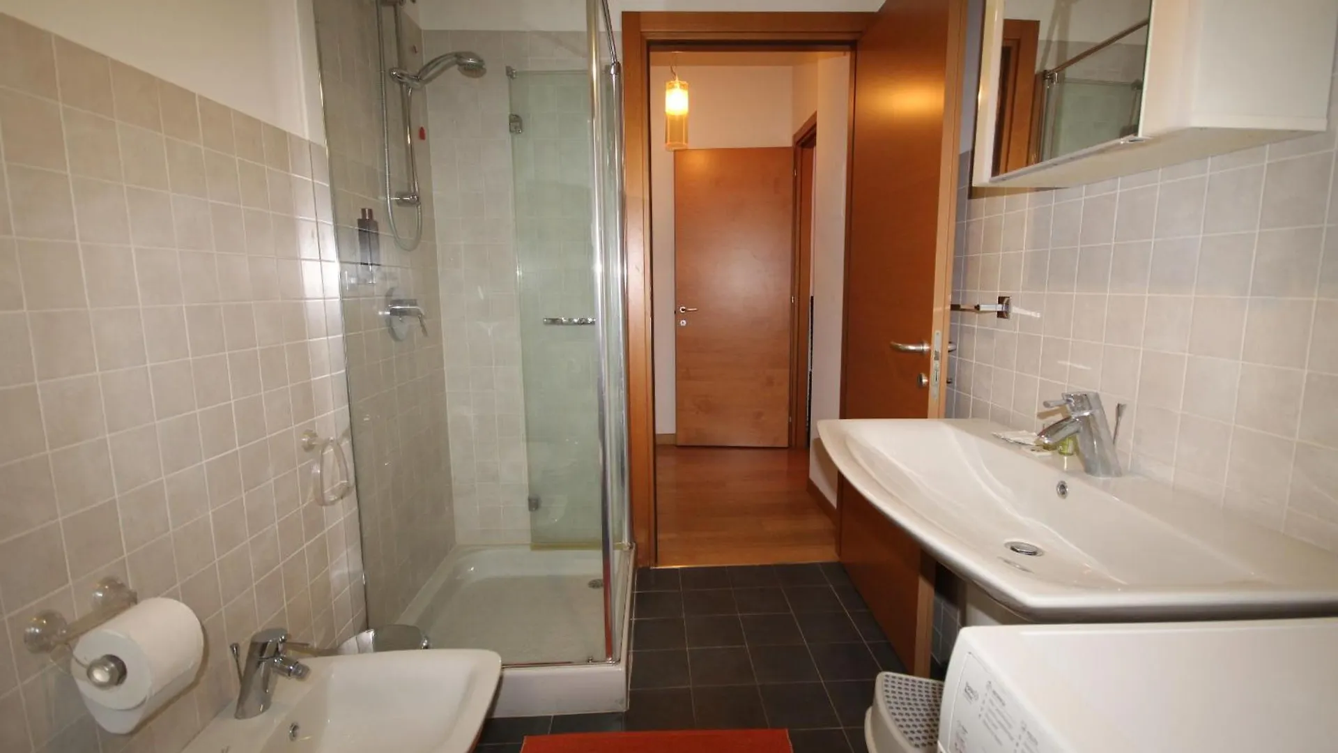 Cola Montano Apartment ミラノ 0*,